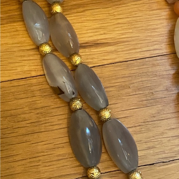 Lot of 4 Vintage Natural Polished Stone Beaded Necklaces. Good Condition. - Picture 10 of 16
